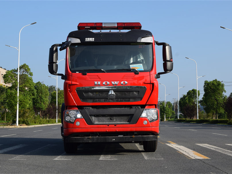 豪沃單橋水罐消防車(9噸)圖片